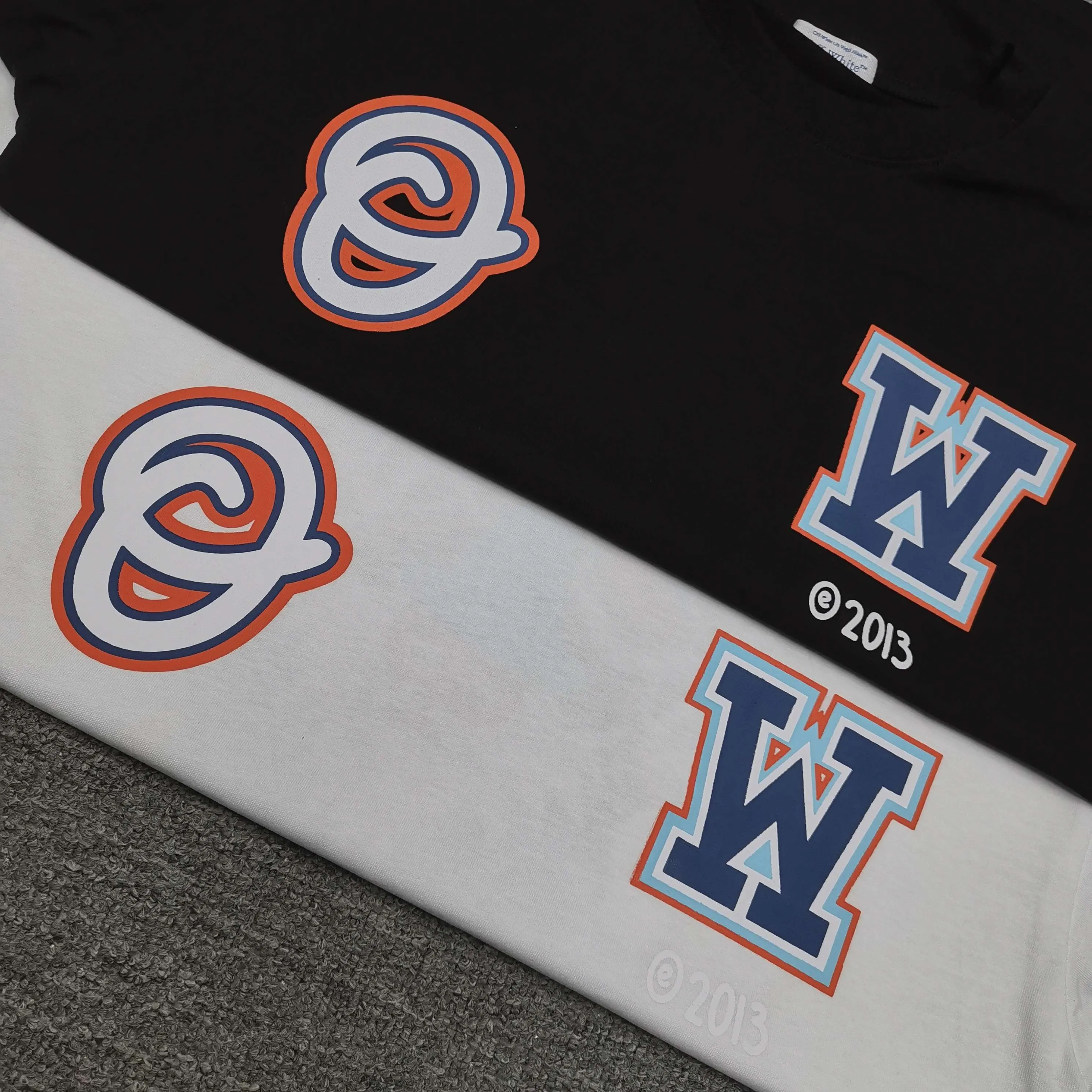 Off white top version, new snowman loose version short-sleeved T-shirt Size: S M L XL Color: Black White P240